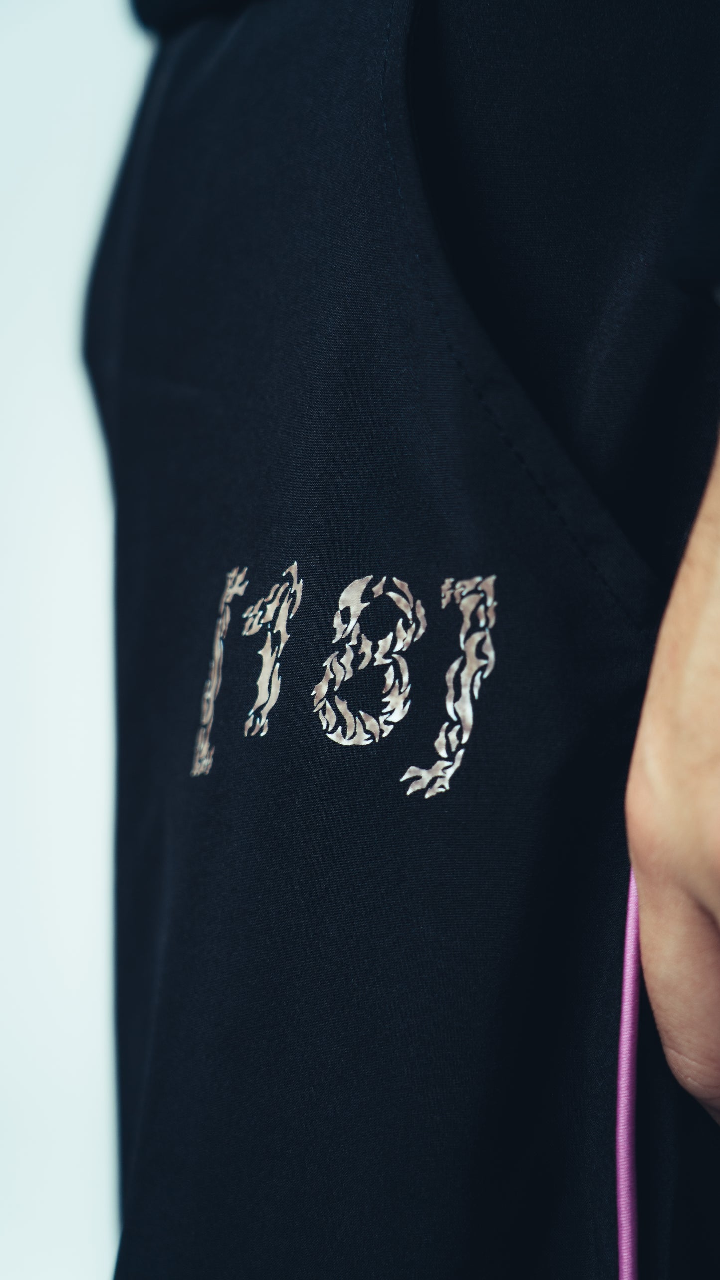 “D!EZ888” NYL0N SWEAT