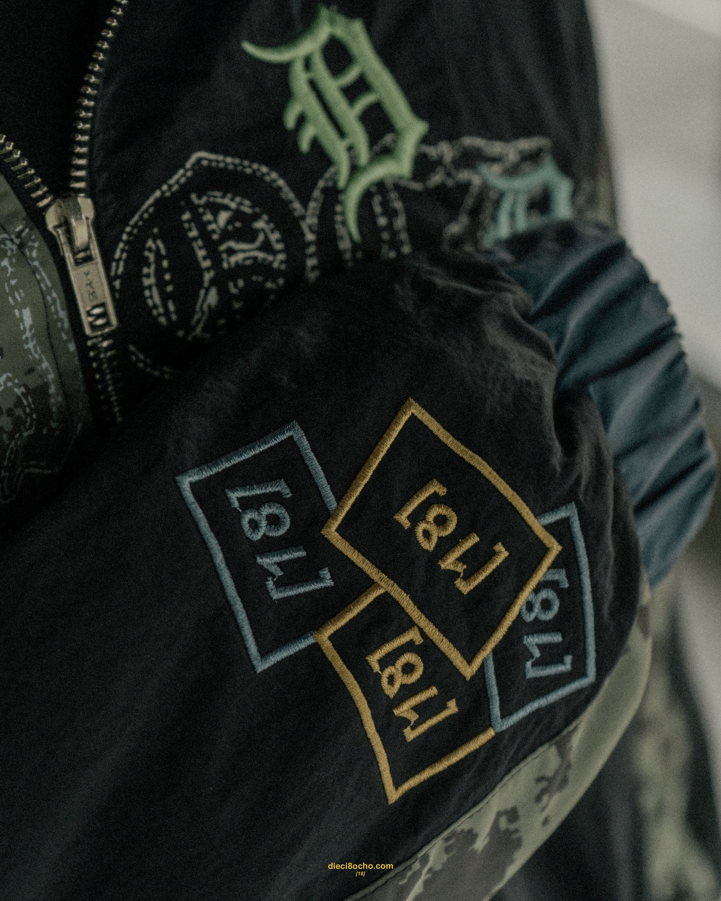 “W!ND” WINDBREAKER